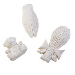 Lot de mini plâtres Musc blanc : cigale, bouquet de lavande, ourson. Les Savonneries du Soleil