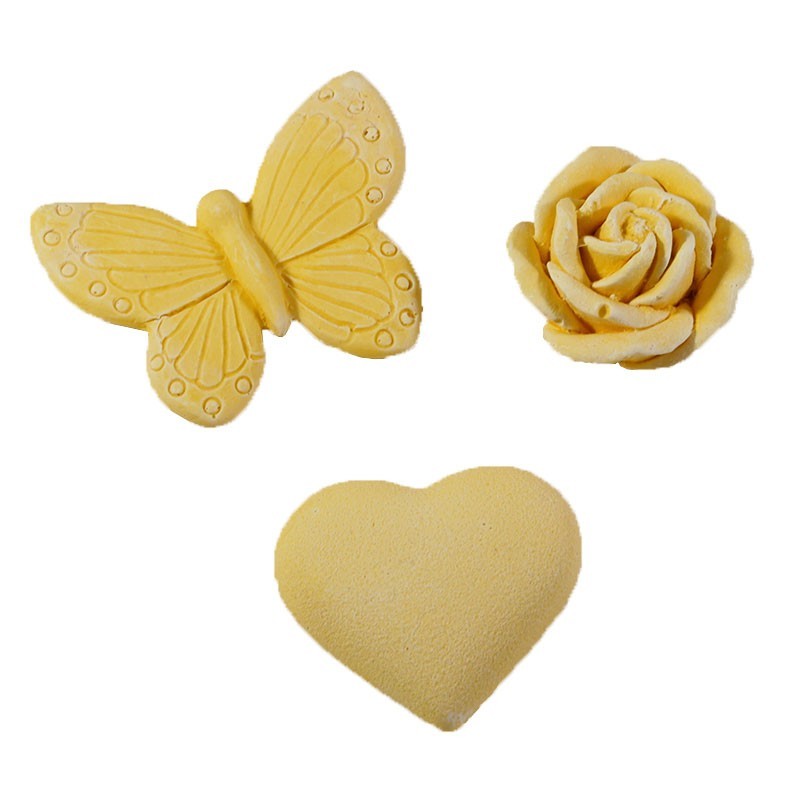 Lot de mini plâtres Monoï : cœur, papillon, rose. Les Savonneries du Soleil